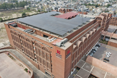 533KW Grid Tied Solar Power Plant Installed at Indus Hospital